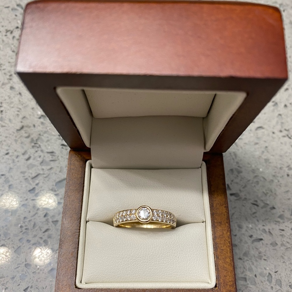 Diamond ring ( SOLD SOLD SOLD)